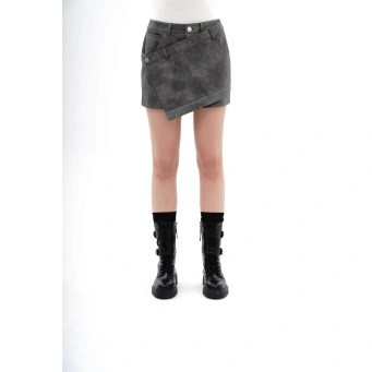 تنانير نسائية