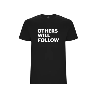 تيشرتات رجالية