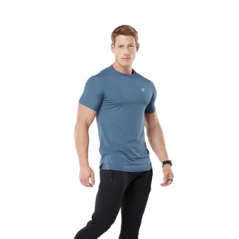 تيشرتات رجالية