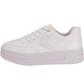 أحذية رياضية نسائية