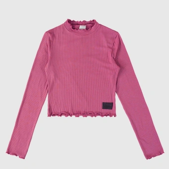 ملابس البنات