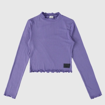 ملابس البنات