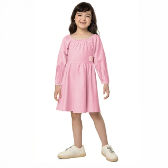 ملابس البنات