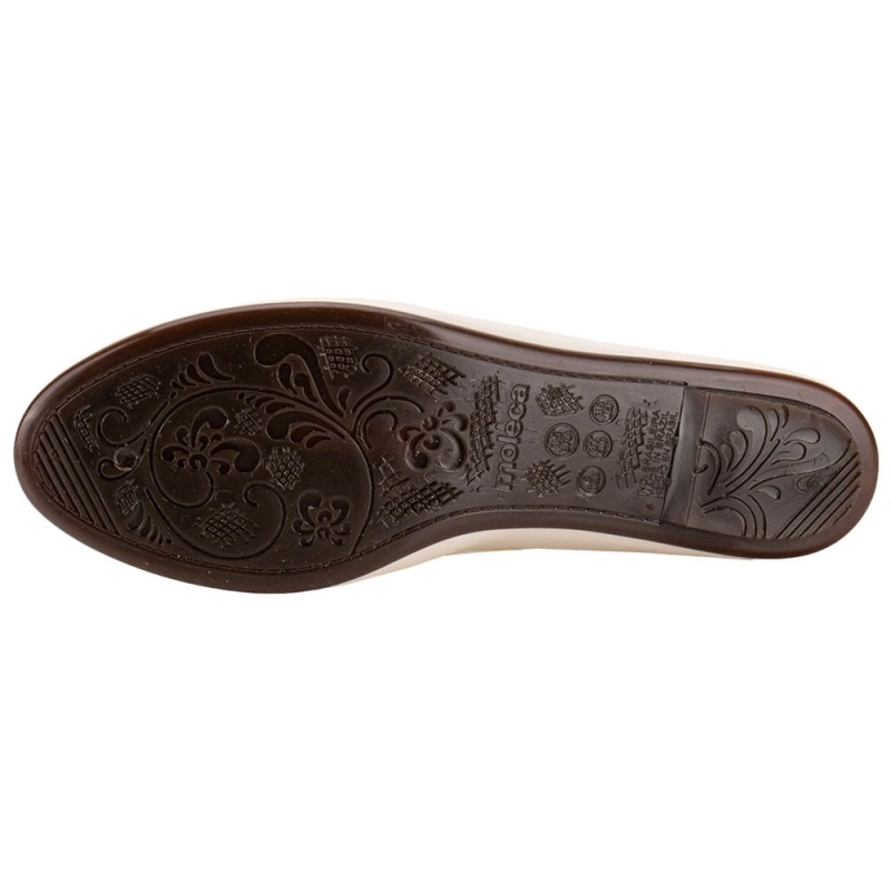 Women's Ballet Flat shoes Glossy Ivory