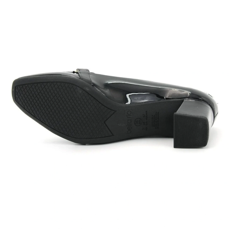 Women's Footwear