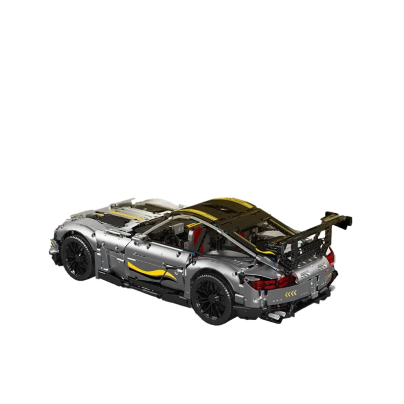 سيارة AMG GT الرياضية - فضي