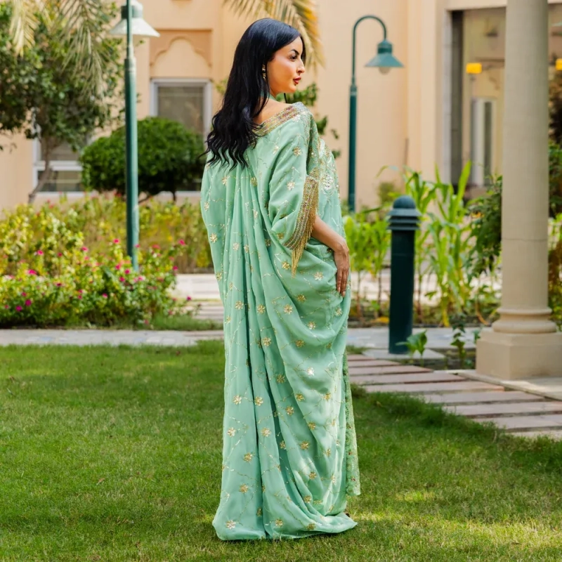 Women's Elegant Embroidered &amp; Beaded Closed Daraa - Free Size, Formal Gatherings