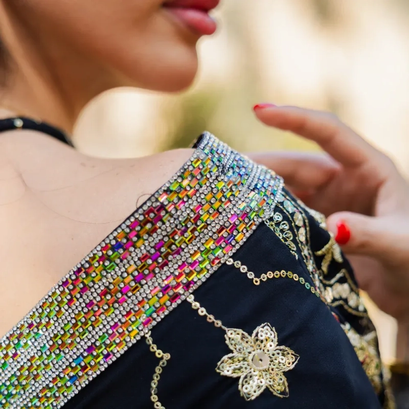 Women's Elegant Embroidered &amp; Beaded Closed Daraa - Free Size, Formal Gatherings