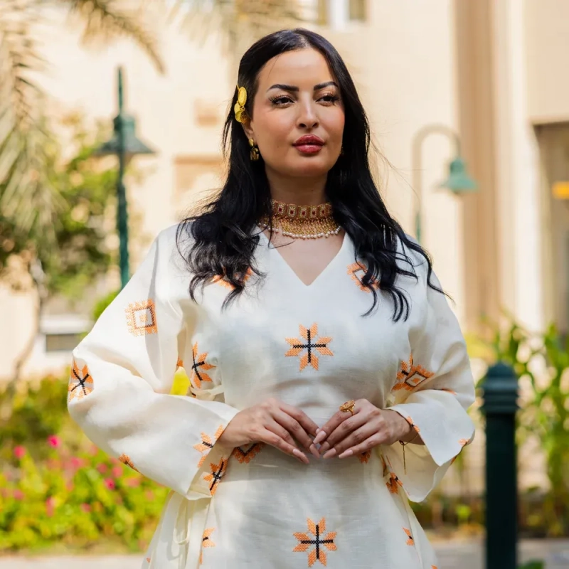 Women's Elegant Relaxed-Fit Embroidered Caftan Dress - Garangao, Festive Celebrations - Off-White &amp; Orange