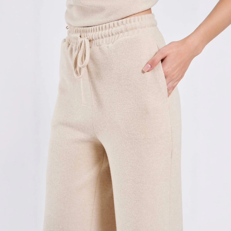 Women&rsquo;s  Turtleneck Knit Set: Sleek High-Neck Top &amp; Coordinating Trousers &ndash; Comfy Relaxed Fit &ndash; Timeless Daily Wear