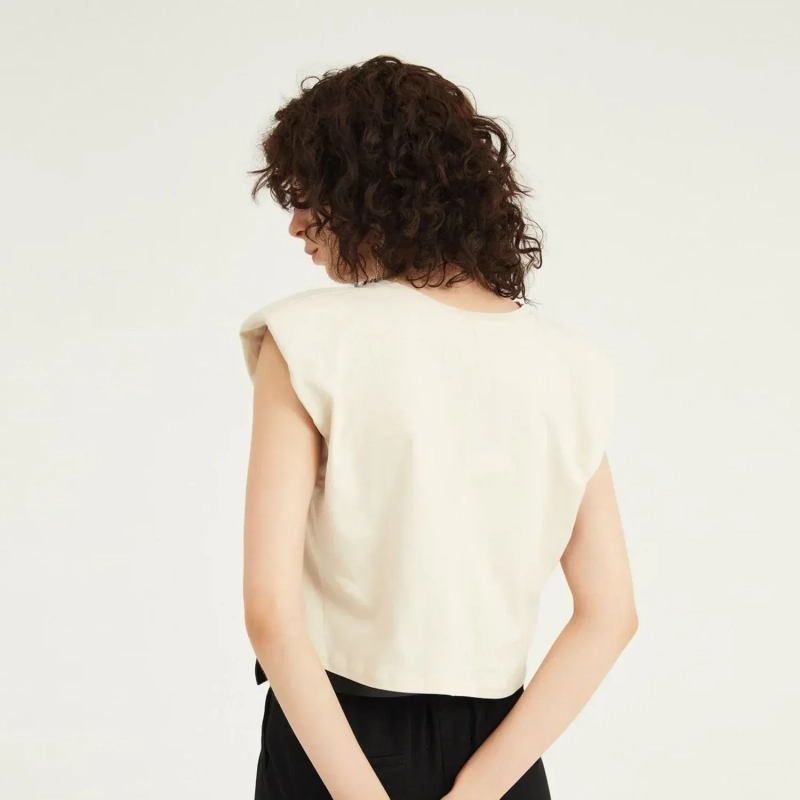 Women&rsquo;s Shoulder-Padded Casual Top For Effortless Chic And Confident Everyday Style