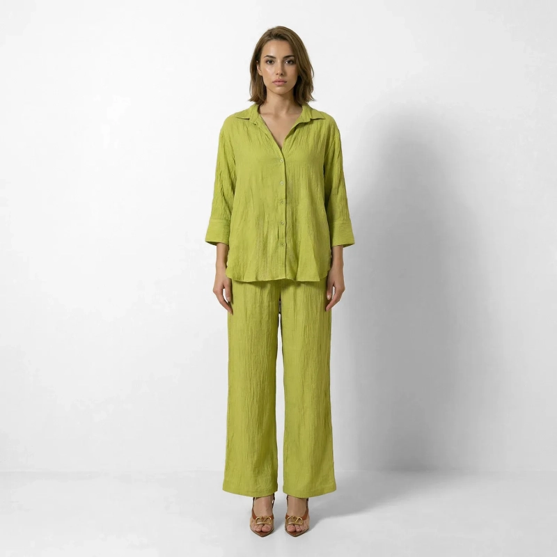 Women&rsquo;s Tie-Front Long Sleeve Shirt For Elegant Everyday And Smart-Casual Looks
