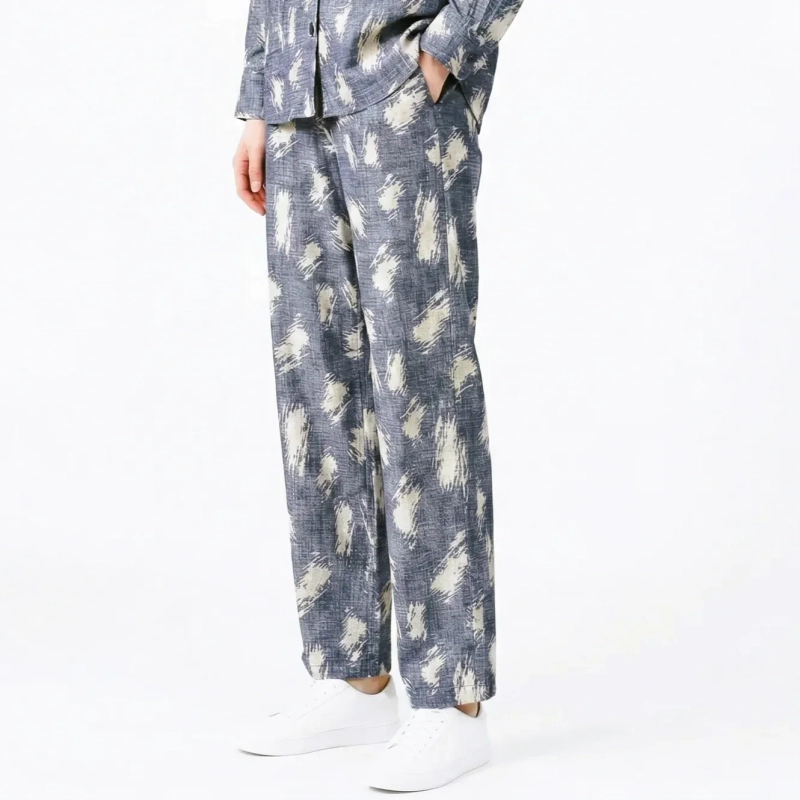 Comfortable Women&rsquo;s Pants With White Print &ndash; Blue With White Print