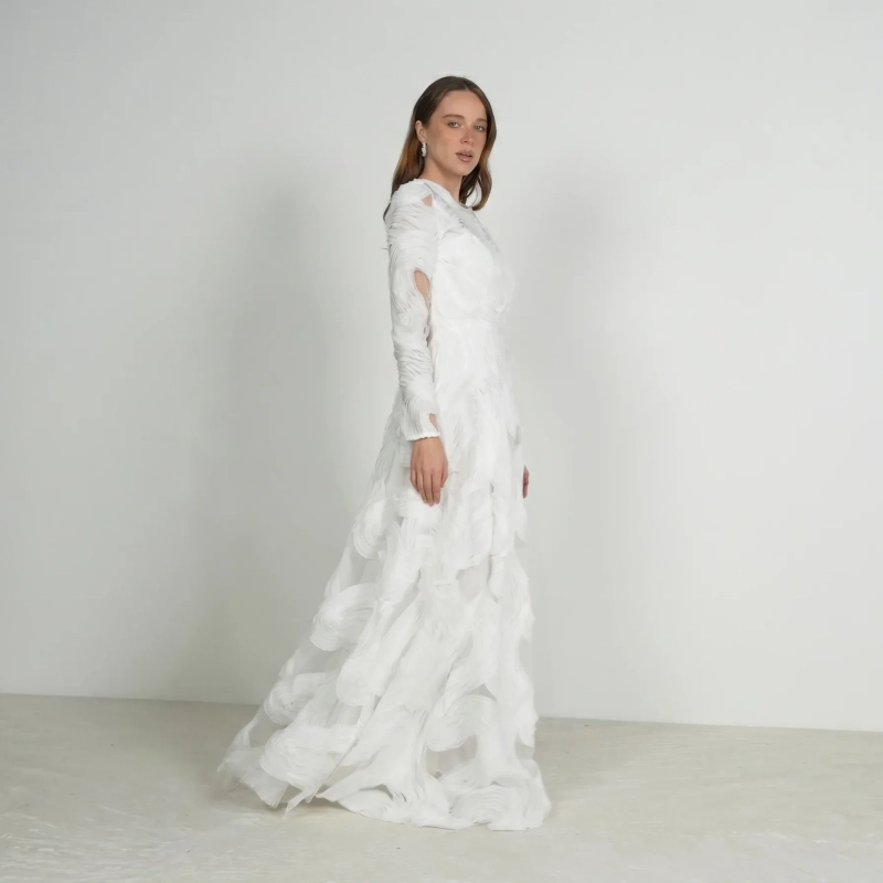 Women's Lace Elegant Maxi Dress - Timeless Purity &amp; Bridal-Inspired Evening Wear - White